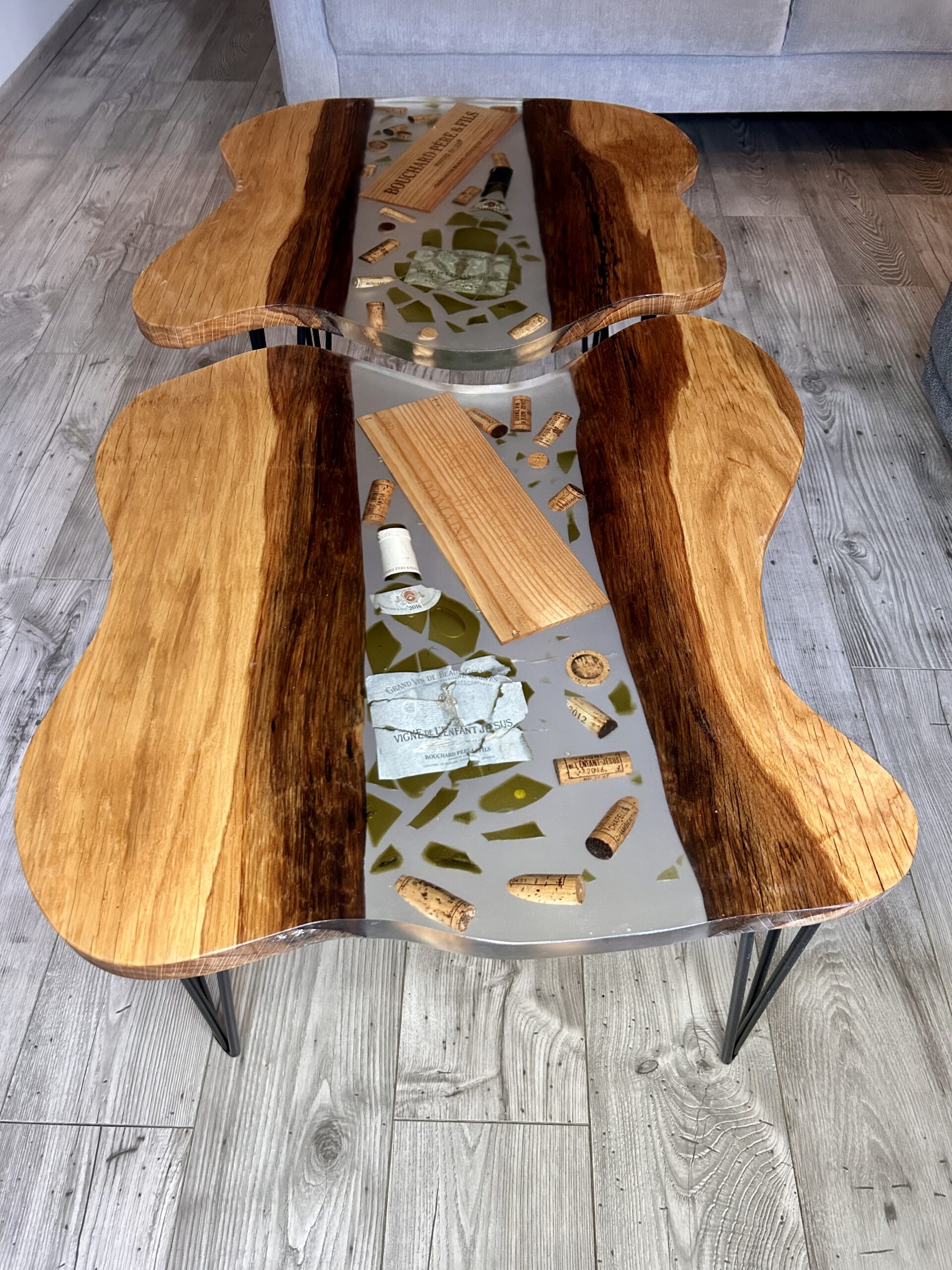 Table sur mesure pour le bar "VinsurVin" à Nancy