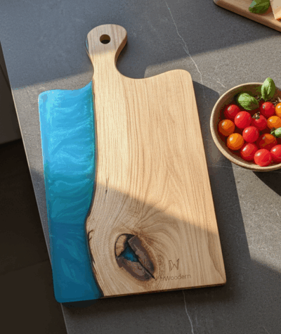 Planche à tapas bois & résine turquoise